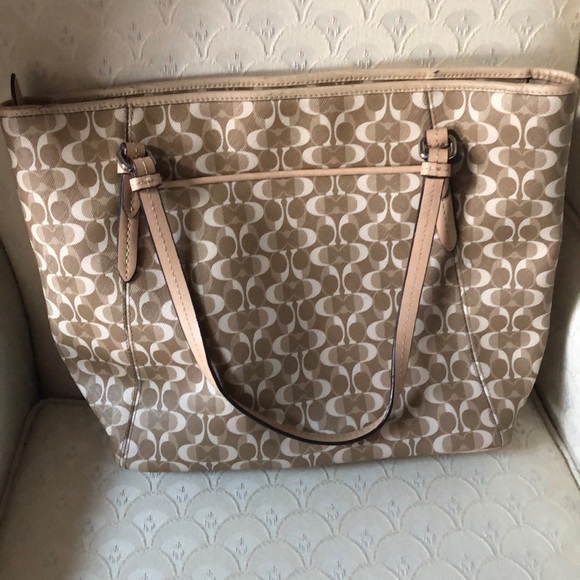 Coach large tote - Picture 4 of 7